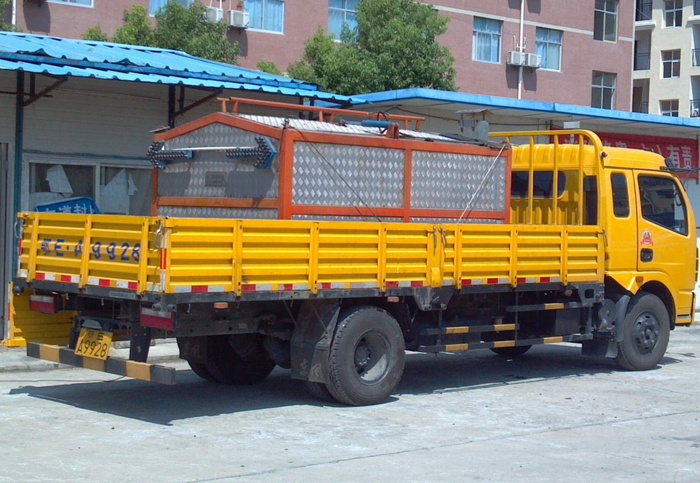 路面养护车-货车载装LCV-6